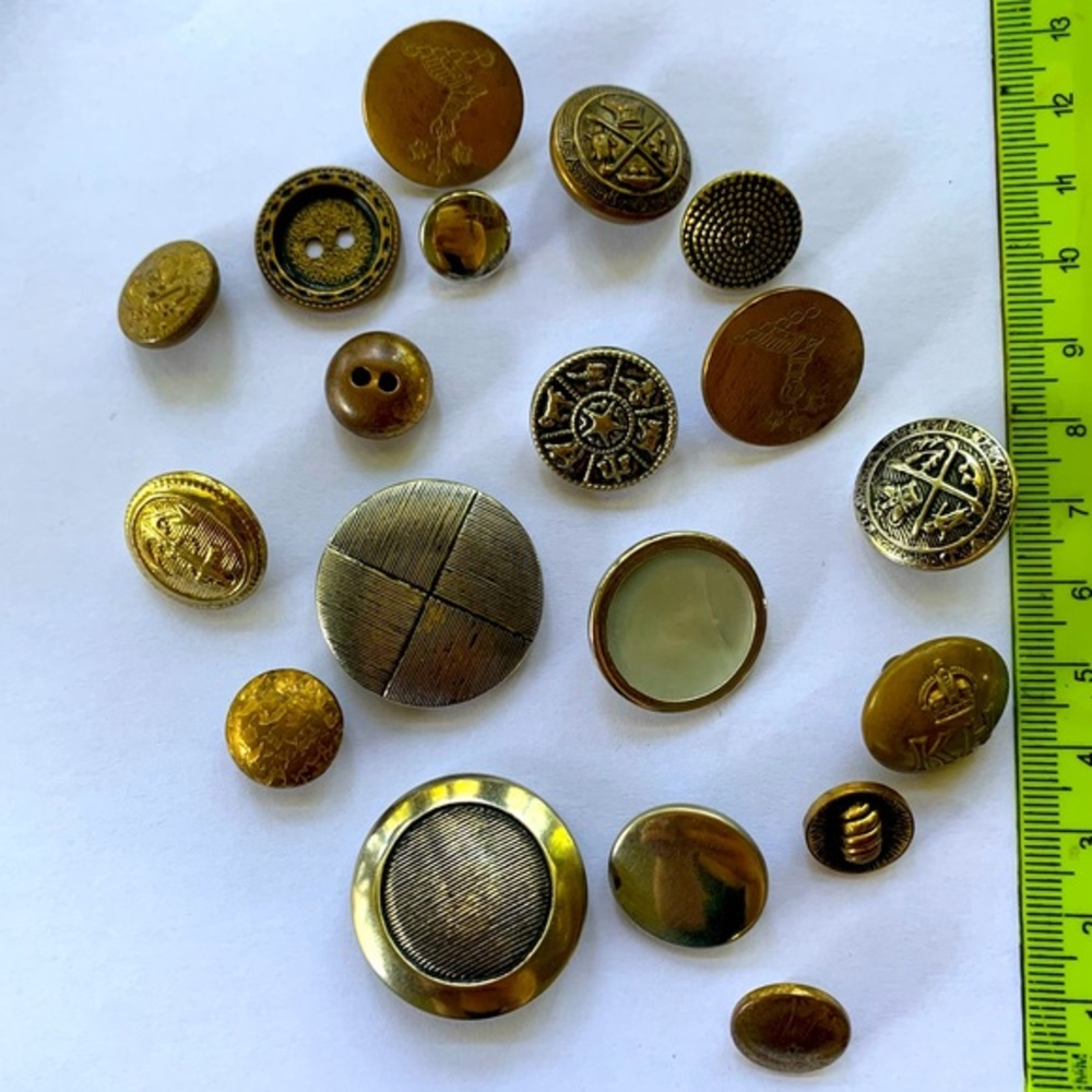 Various Antique Buttons